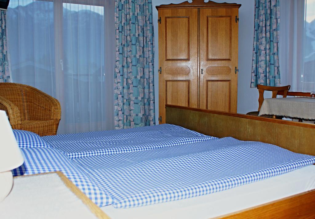 Pension Alpentraum Целль-ам-Зеє Номер фото